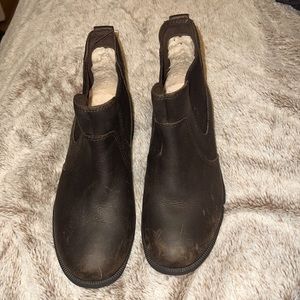 Brown leather boot size 6